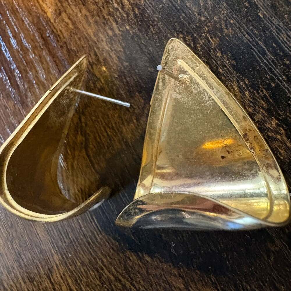 Vintage Marbled Enamel Triangle Stud Earrings Geometric Statement - Picture 4 of 6